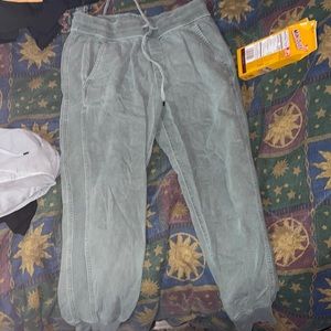 Gap joggers green and grey